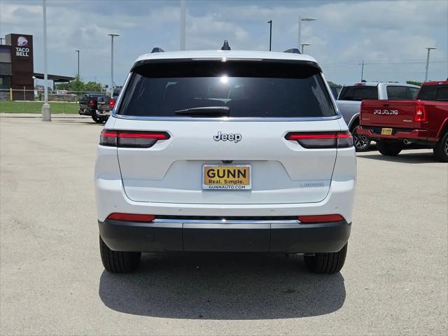 2026 Jeep Grand Cherokee L Altitude 4x2