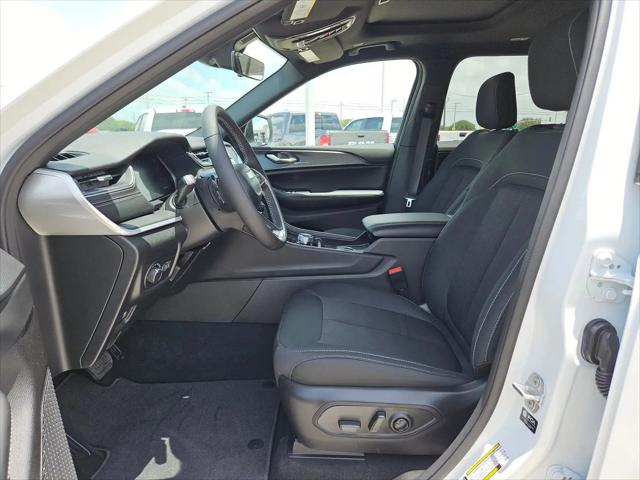 2026 Jeep Grand Cherokee L Altitude 4x2