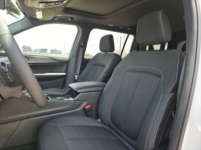 2026 Jeep Grand Cherokee L Altitude 4x2