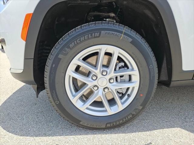2026 Jeep Grand Cherokee L Altitude 4x2