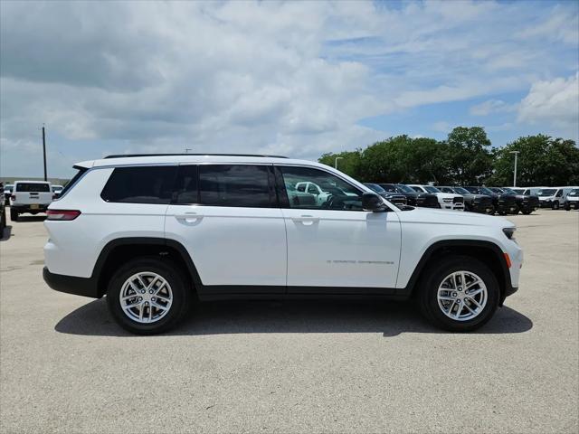 2026 Jeep Grand Cherokee L Altitude 4x2