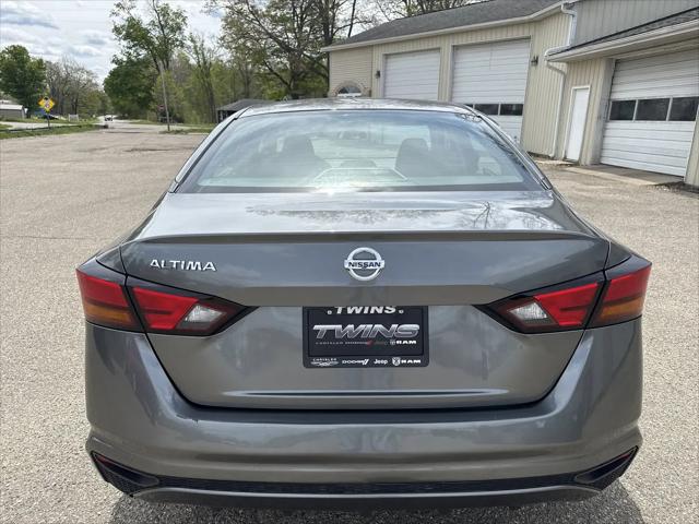 2022 Nissan Altima S FWD