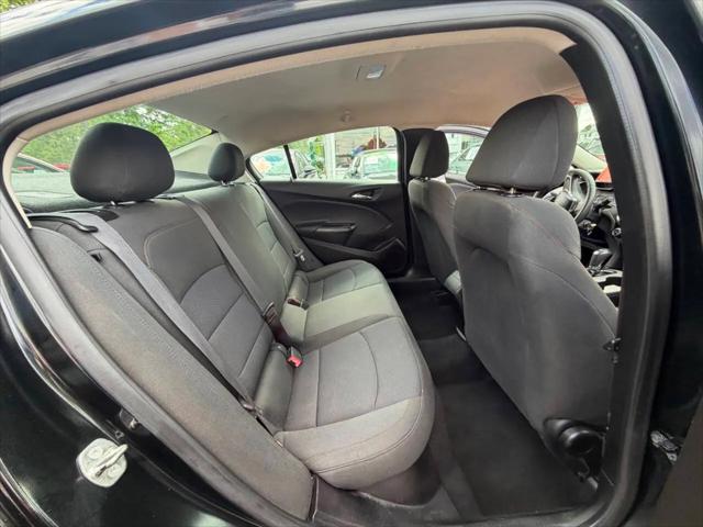 2017 Chevrolet Cruze LS Auto