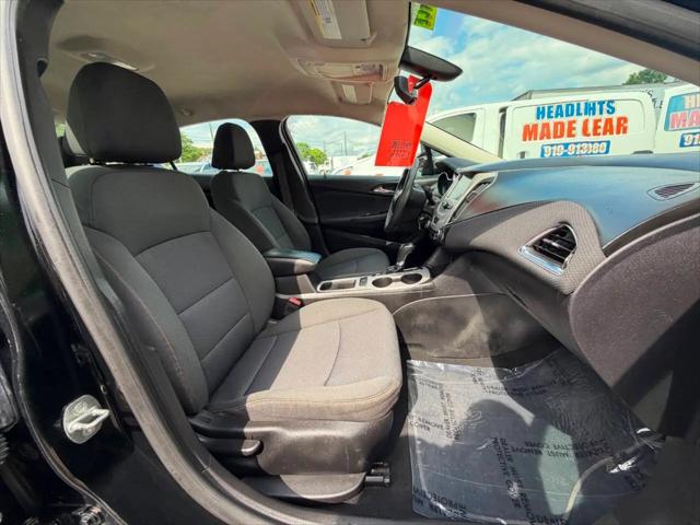 2017 Chevrolet Cruze LS Auto