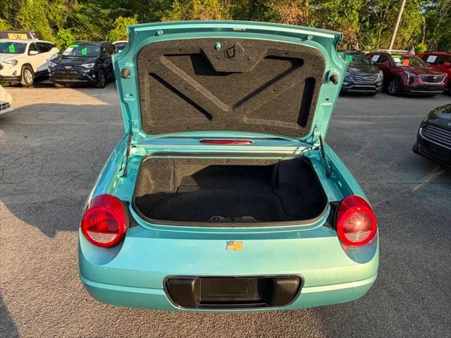2002 Ford Thunderbird Deluxe
