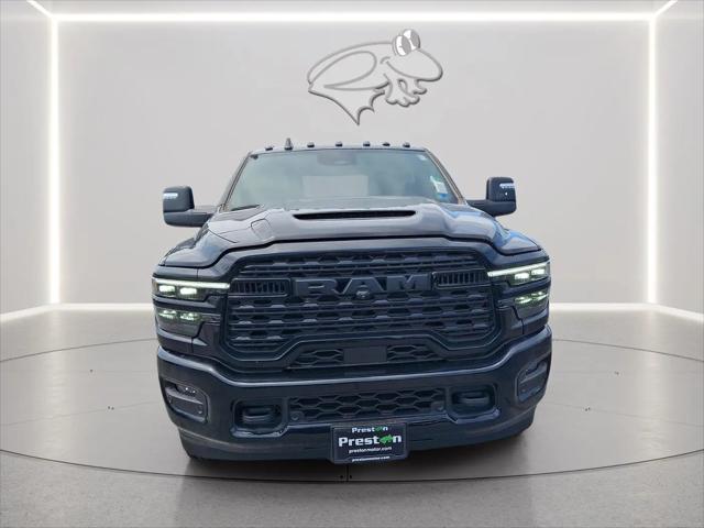 2026 Ram 3500 Limited Crew Cab 4x4 8' Box
