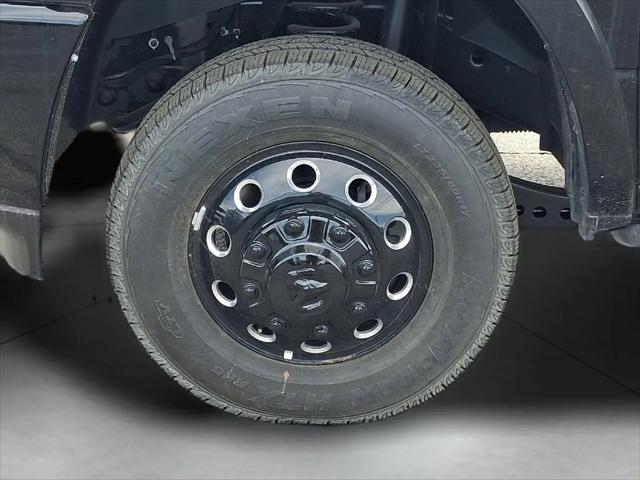 2026 Ram 3500 Limited Crew Cab 4x4 8' Box