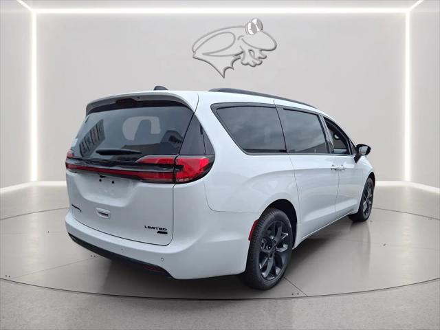 2027 Chrysler Pacifica Limited