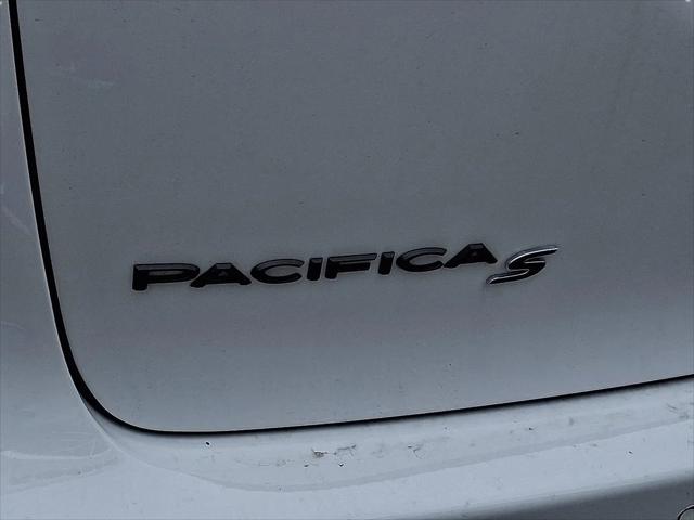 2027 Chrysler Pacifica Limited