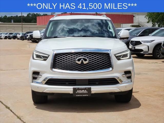 2023 INFINITI QX80 LUXE