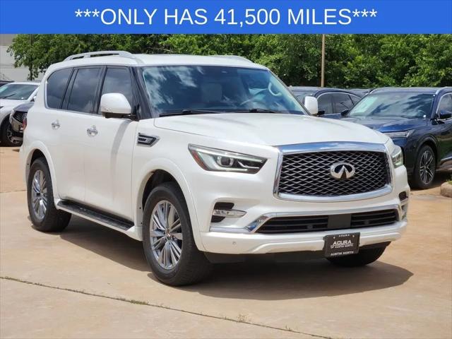 2023 INFINITI QX80 LUXE