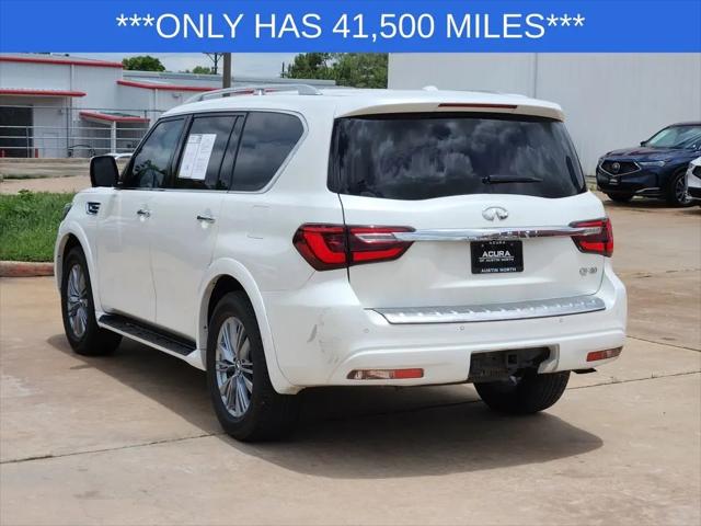 2023 INFINITI QX80 LUXE