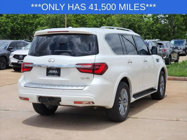 2023 INFINITI QX80 LUXE