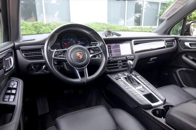 2019 Porsche Macan Macan