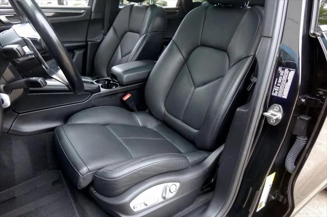 2019 Porsche Macan Macan