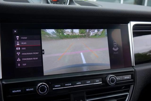 2019 Porsche Macan Macan