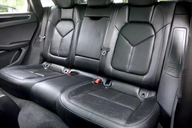 2019 Porsche Macan Macan