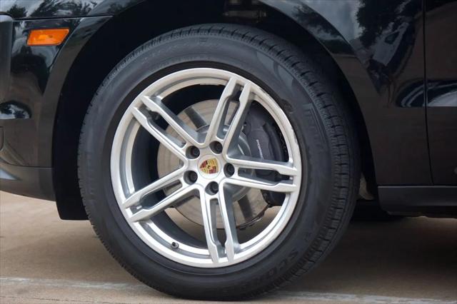 2019 Porsche Macan Macan