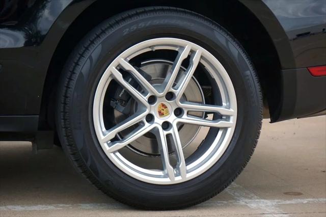 2019 Porsche Macan Macan