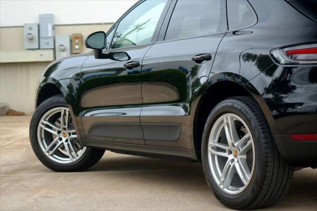2019 Porsche Macan Macan