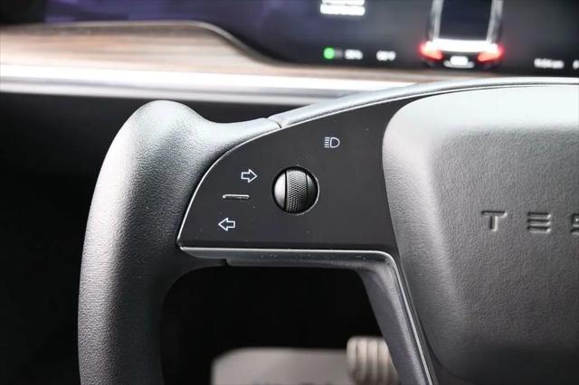 2023 Tesla Model X Standard Range