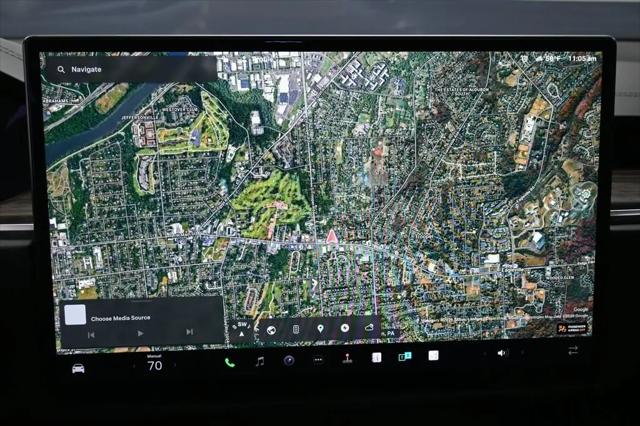 2023 Tesla Model X Standard Range