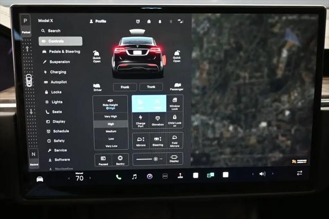 2023 Tesla Model X Standard Range