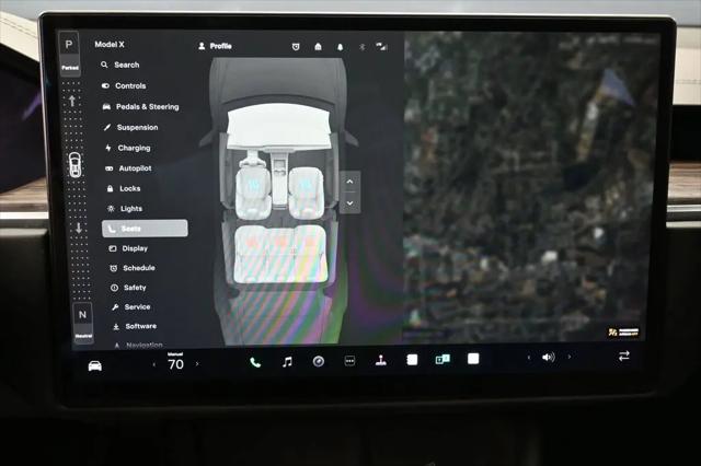 2023 Tesla Model X Standard Range