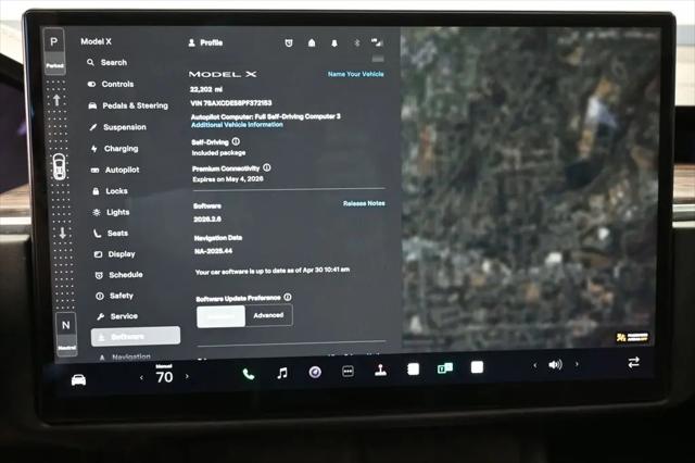 2023 Tesla Model X Standard Range
