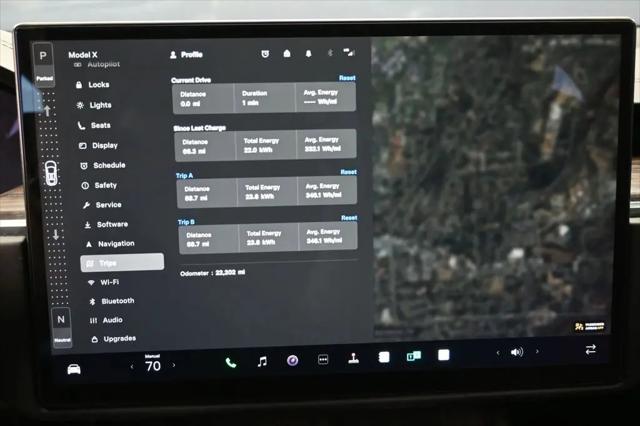 2023 Tesla Model X Standard Range