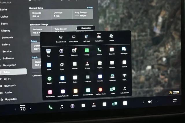 2023 Tesla Model X Standard Range