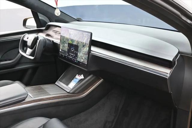 2023 Tesla Model X Standard Range