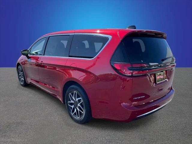 2027 Chrysler Pacifica Limited