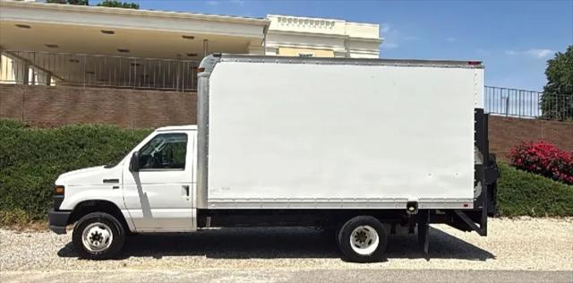 2011 Ford E-450 Cutaway Cutaway