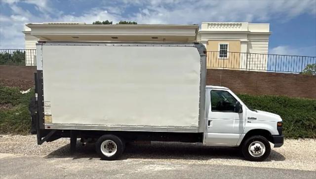 2011 Ford E-450 Cutaway Cutaway