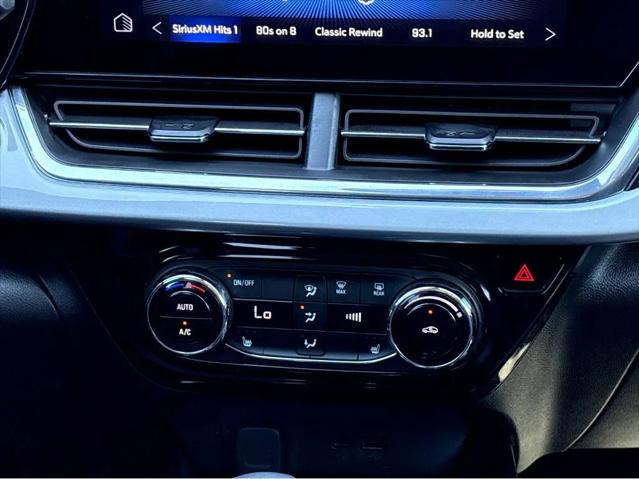 2025 Chevrolet Trax FWD LT