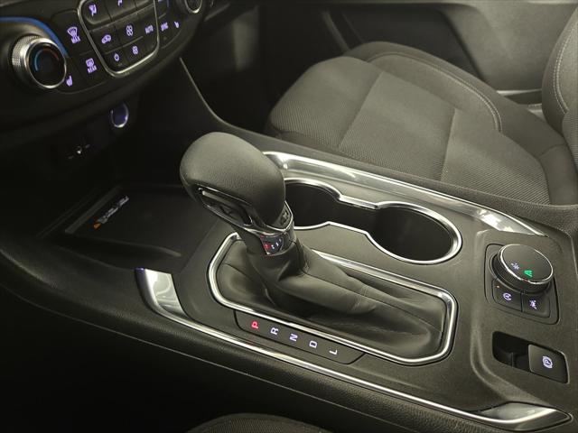 2022 Chevrolet Traverse FWD LT Cloth