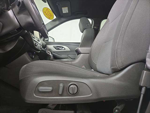 2022 Chevrolet Traverse FWD LT Cloth