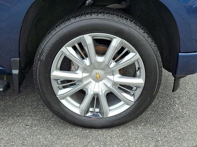 2022 Chevrolet Silverado 1500 4WD Crew Cab Short Bed High Country