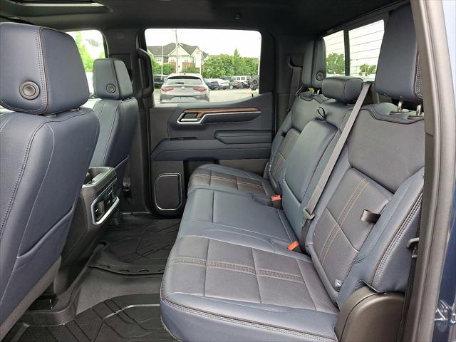 2022 Chevrolet Silverado 1500 4WD Crew Cab Short Bed High Country