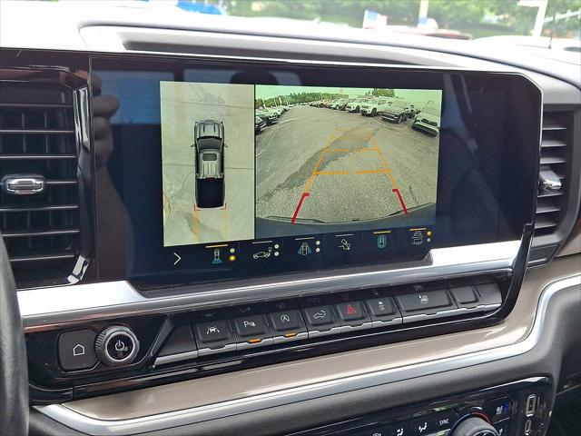 2022 Chevrolet Silverado 1500 4WD Crew Cab Short Bed High Country