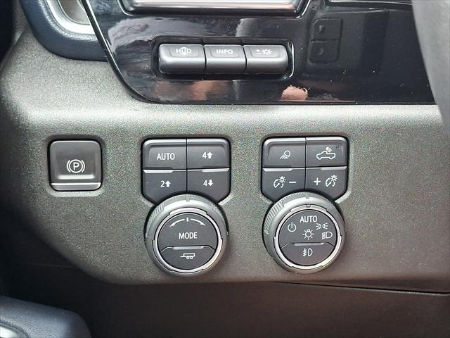 2022 Chevrolet Silverado 1500 4WD Crew Cab Short Bed High Country