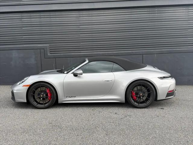 2026 Porsche 911 Carrera 4 GTS Cabriolet