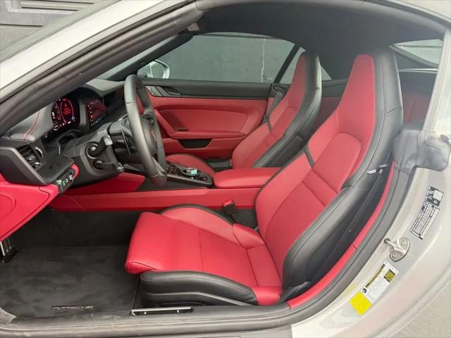 2026 Porsche 911 Carrera 4 GTS Cabriolet