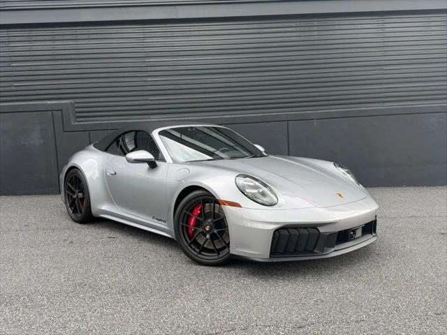 2026 Porsche 911 Carrera 4 GTS Cabriolet