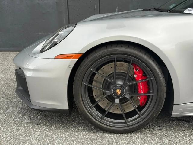 2026 Porsche 911 Carrera 4 GTS Cabriolet