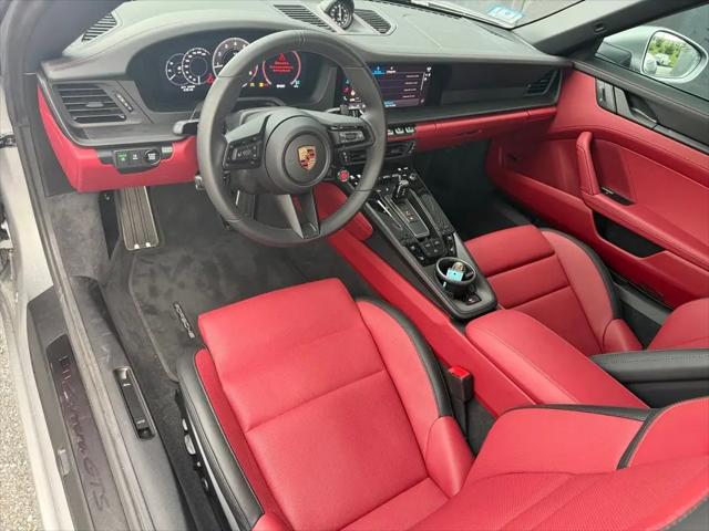 2026 Porsche 911 Carrera 4 GTS Cabriolet