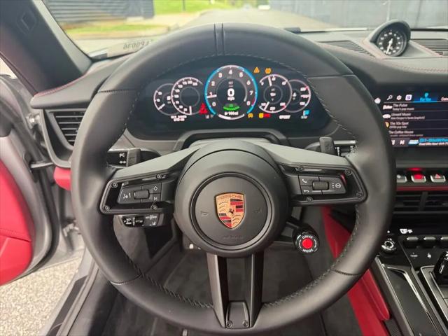2026 Porsche 911 Carrera 4 GTS Cabriolet