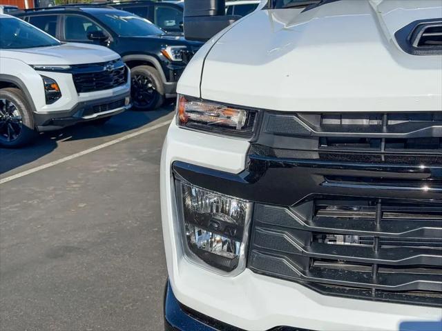 2026 Chevrolet Silverado 2500HD Crew Cab, Standard Bed, WT, 4WD