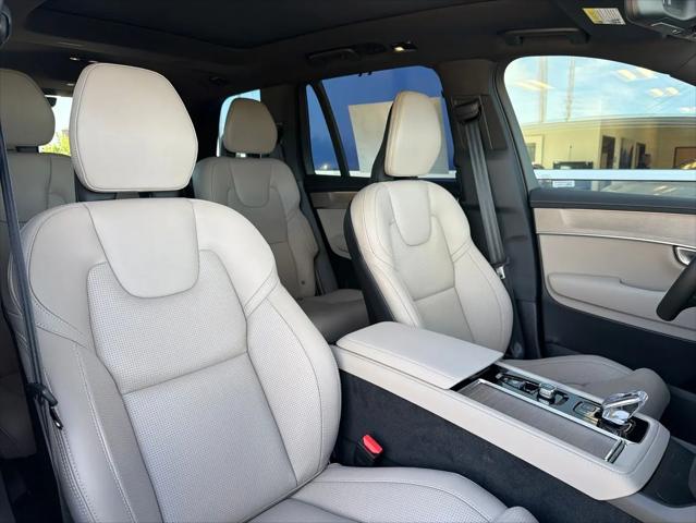 2026 Volvo XC90 Plug-In Hybrid Ultra, T8 AWD, Electric/Gasoline, Bright, 6 Seats